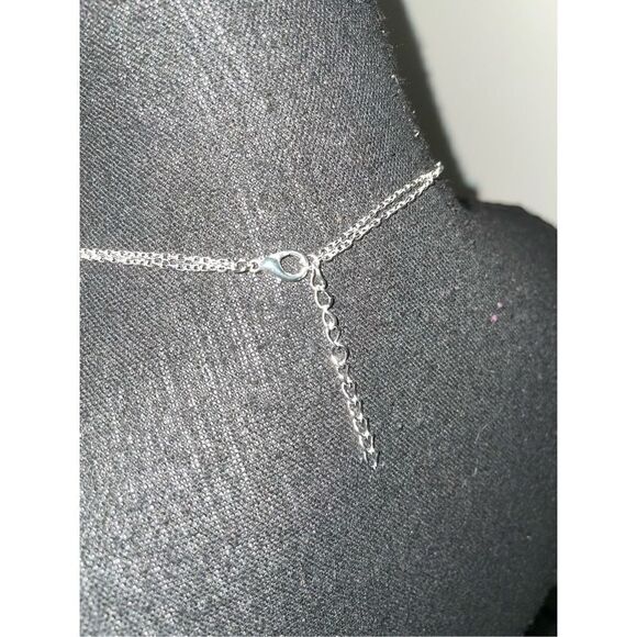 NWOT Bird and Circle Silver Necklace - Picture 3 of 3